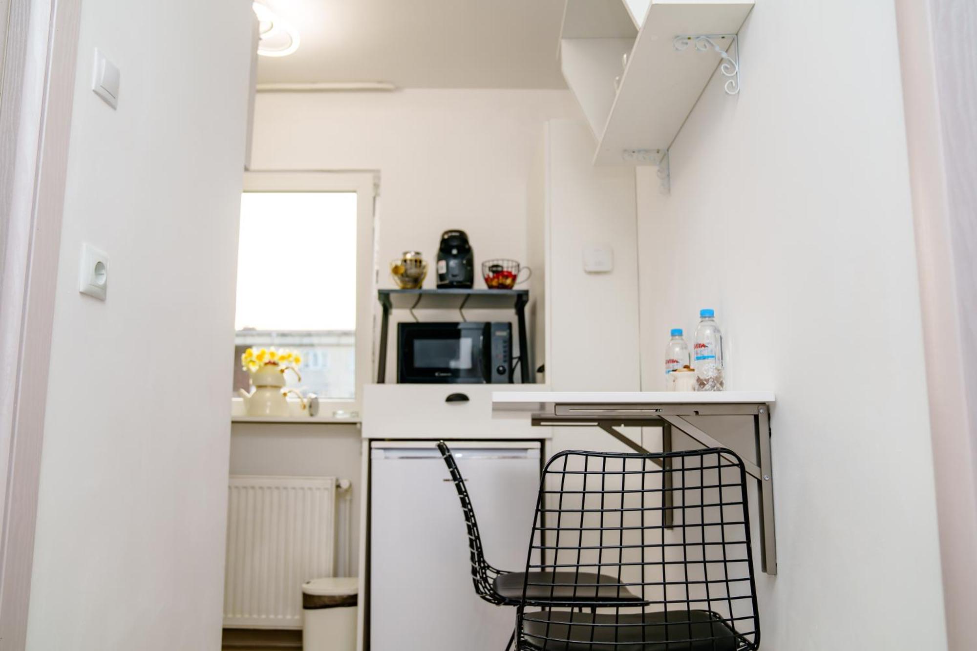 Studio Lounge Apartment Craiova Ngoại thất bức ảnh